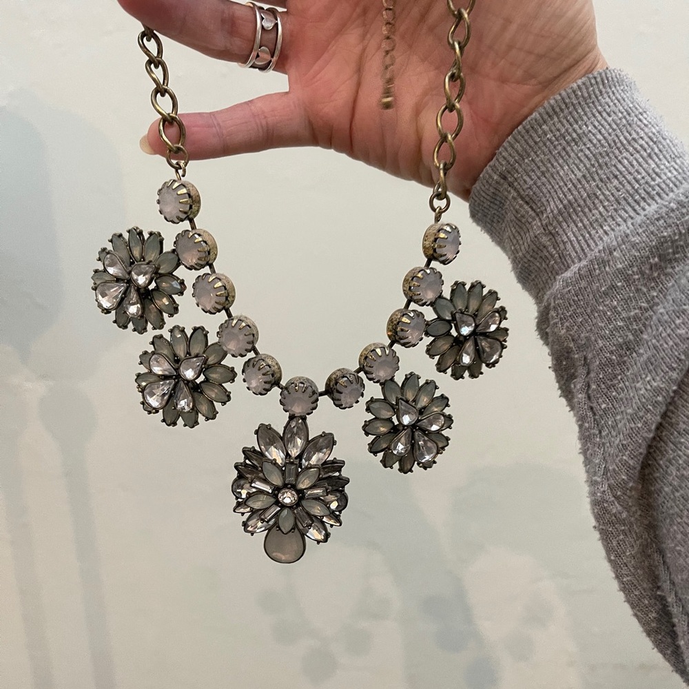 Statement necklace - Picture 3 of 3